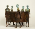 Bronce and steel<br>Measures: 54x45x54 cm<br>Series: 12 units.